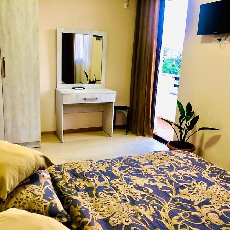 Holiday House Green Cape Batumi Hotel Mtsvane Kontskhi Exterior photo