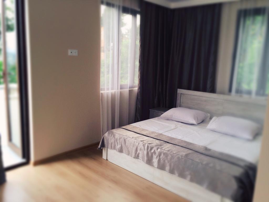 Holiday House Green Cape Batumi Hotel Mtsvane Kontskhi Exterior photo